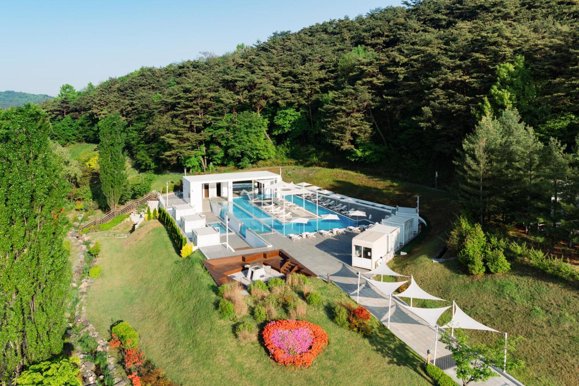 The Suites Hotel Namwon Exterior foto